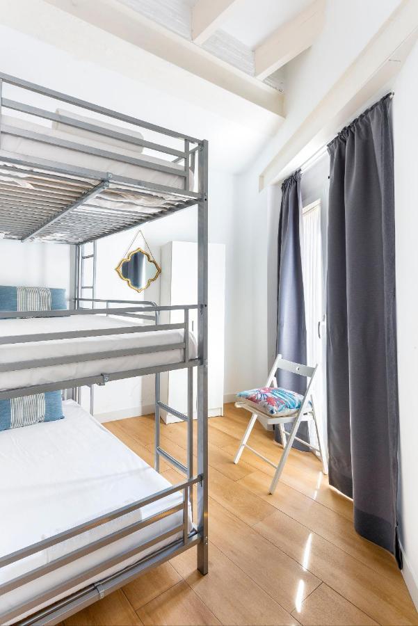 Hsh Suites Santa Catalina Sevilla Bagian luar foto